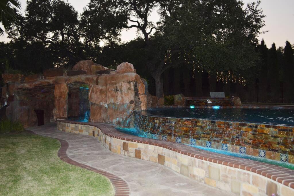 Villa At Cibolo Chase, A Private Resort With Pool Bulverde Exterior photo