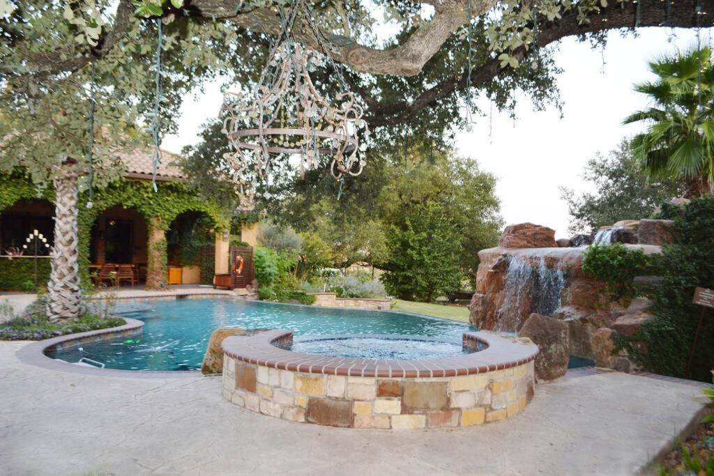 Villa At Cibolo Chase, A Private Resort With Pool Bulverde Exterior photo